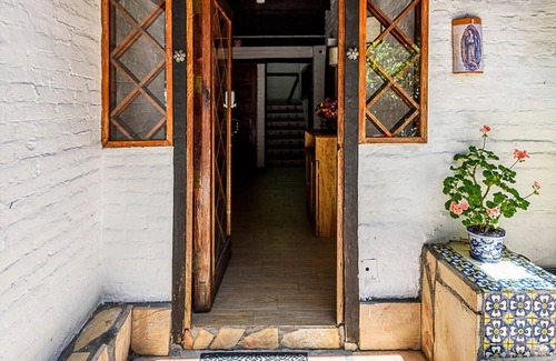 Agua Fria Apartamento | Hostal El Palomar: Cuarto para 1 en Valle de Bravo
