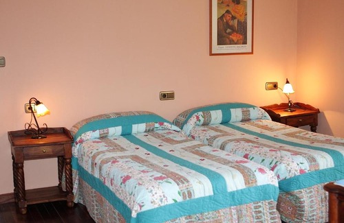 Comillas Casa | Hostal Esmeralda