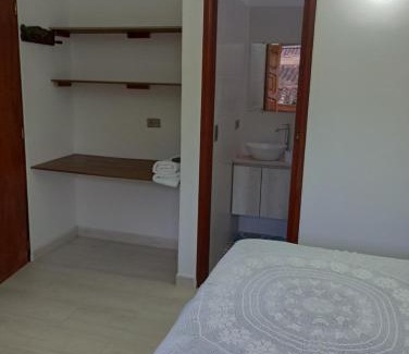 Jardin Casa | Hostal Famihotel Fundadores
