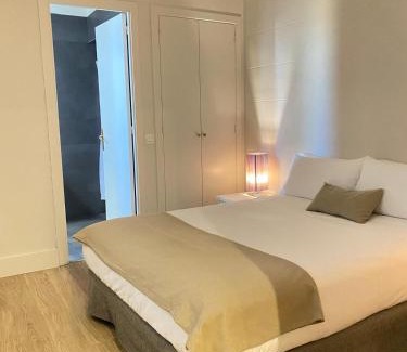 Dreta de l'Eixample Casa | Hostal Goya