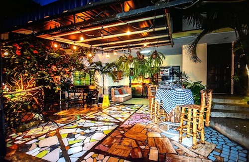 Plaza de la Revolucion Casa | Hostal Habitania