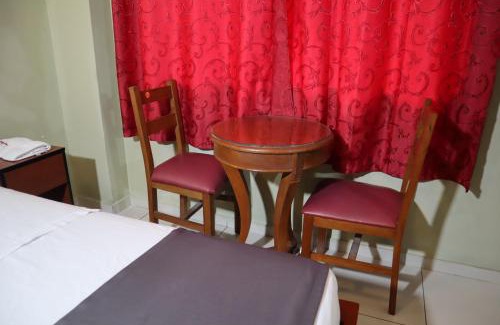 Lince Casa | Hostal ISIS