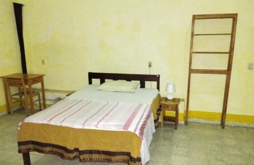 San Pedro Sula Casa | Hostal Juan Lindo