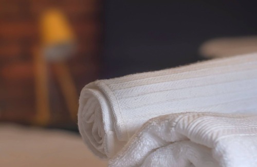 Centro Havana Hotel | Hostal Merced