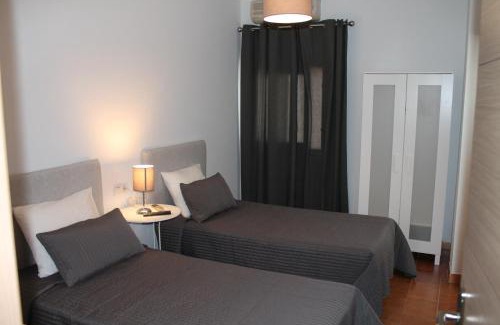 San Roque Casa | Hostal Montilla Sotogrande