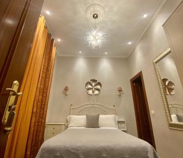 Sant Pere Casa | Hostal Orleans