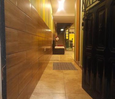 Calderon Casa | Hostal Piamonte