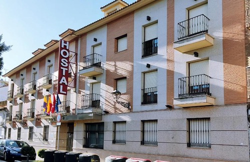 Torrejon de Ardoz Casa | Hostal Plaza Mayor