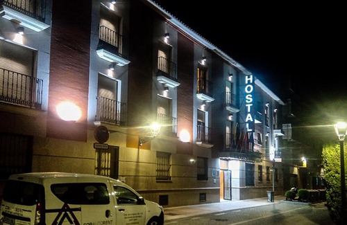 Torrejon de Ardoz Casa | Hostal Plaza Mayor