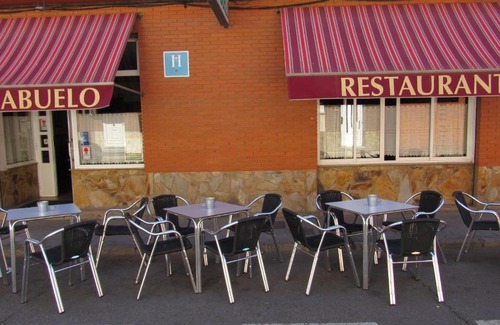 Trobajo del Camino Casa | Hostal Restaurante El Abuelo
