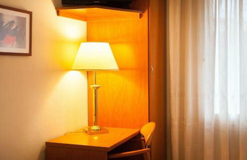 Cubells Casa | Hostal Restaurant Roma