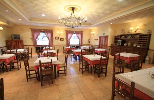 Calera Y Chozas Casa | Hostal Restaurante Cuatro Caminos