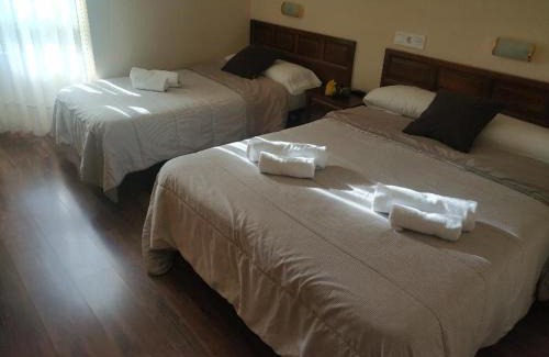 Villafria Casa | Hostal Restaurante Iruñako