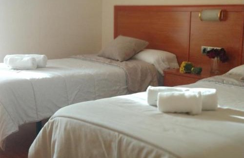 Villafria Casa | Hostal Restaurante Iruñako