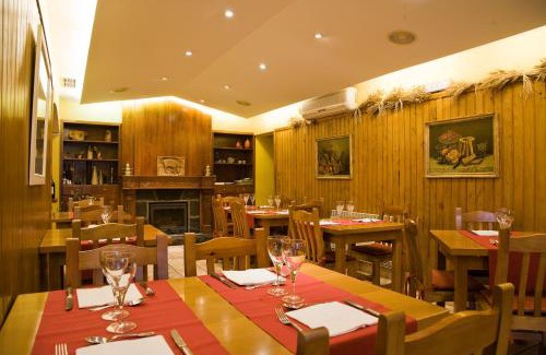 Oronz Casa | Hostal Rural Salazar