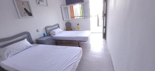 San Martin de Montalban Casa | Hostal San Martin de Montalban