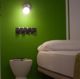 Huertas Casa | Hostal Santa Ana Colors