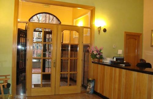 Benavente Casa | Hostal Universal