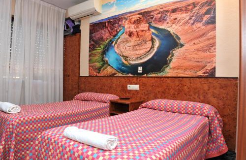 Azagra Casa | Hostal Venecia
