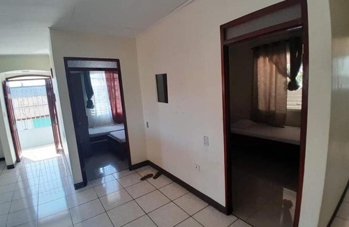 Los Cerros Cama Y Desayuno | Hostal Yulian