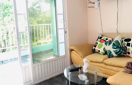 Barrio Obrero Casa | Hostel Apartamento Turistico Eisamar 03