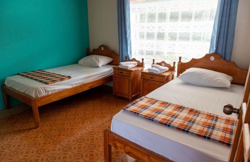 San Ramon Casa | Hostel Bouganvilia Bed and Breakfast