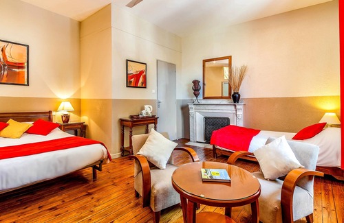 Lagrasse Casa | Hostellerie des Corbières