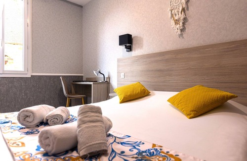 Beynac-et-Cazenac Hotel | Hostellerie Maleville