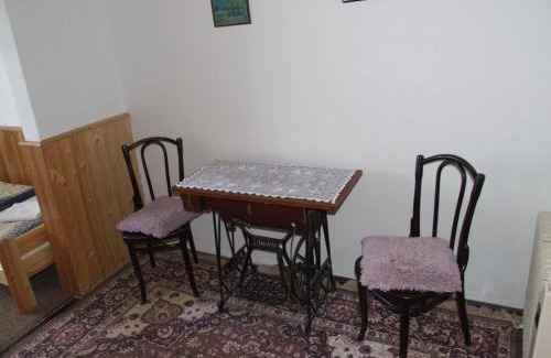 Uhelna Casa | Hostinec Na Návsi
