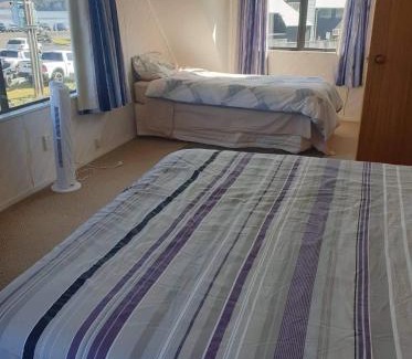 Whangamata Casa | Hosts on the Coast Dad's Place