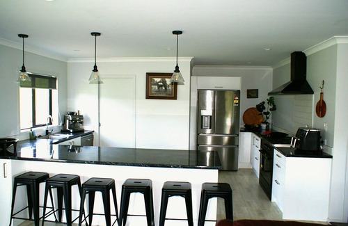 Whangamata Casa | Hosts on the Coast Estuary Views