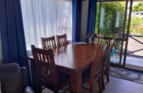 Whangamata Casa | Hosts on the Coast - Tobies Cabana