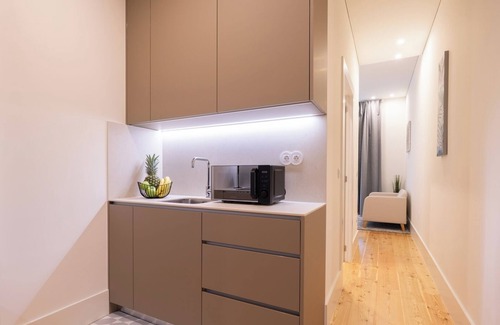 Guimaraes Apartamento | HostWise - Cozy Flat