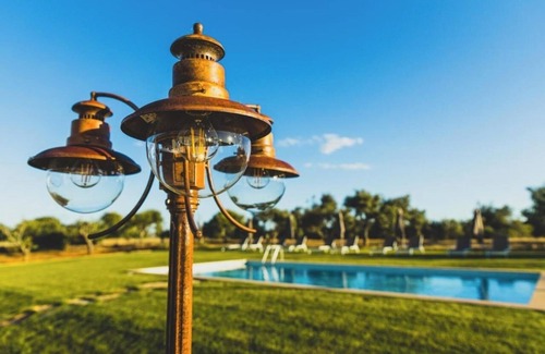 Olhao Villa | HostWise - Spacious Villa with Pool