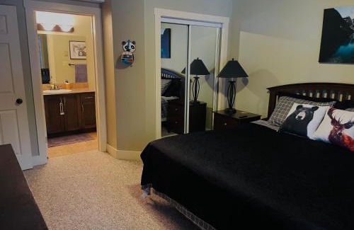 East Kootenay Apartamento | Hot Spring Mountain Getaway