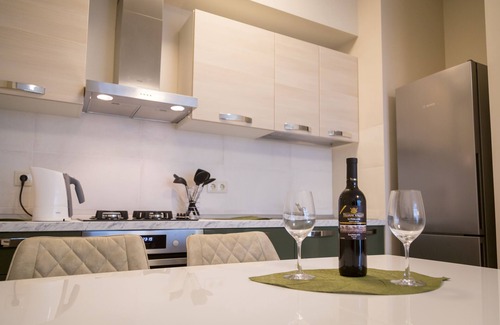Saburtalo Apartamento | > Termas de Tbilisi>