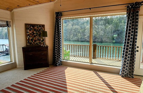 Mid America Cabaña | Hot Springs finest lake cottage, Summer's Hideaway