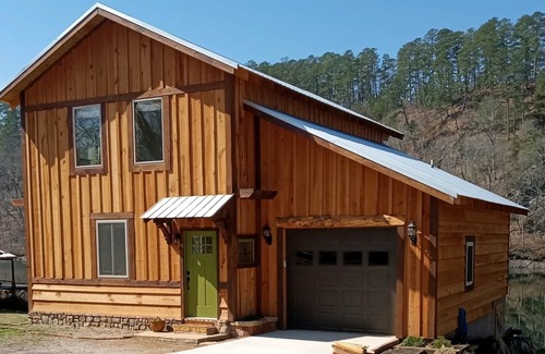 Mid America Cabaña | Hot Springs finest lake cottage, Summer's Hideaway