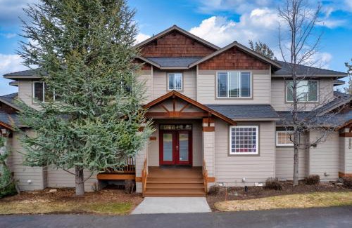 Redmond Casa | Hot-Tub - 4BDR - Located in Eagle Crest Resort
