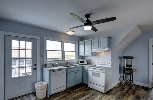 Hatteras Casa | Hot Tub / 5 BR / 4.5 Bath / Steps to the beach