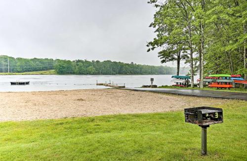 White Haven Casa | Hot Tub and Fire Pit Lakefront Cabin in White Haven