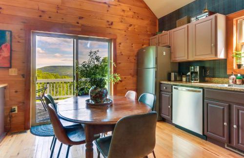 Wardensville Casa | Hot Tub and Game Room Peaceful Wardensville Cabin