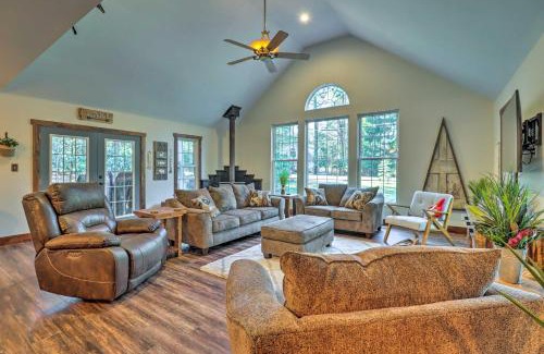 Albrightsville Casa | Hot Tub, Beach Access Albrightsville Retreat!