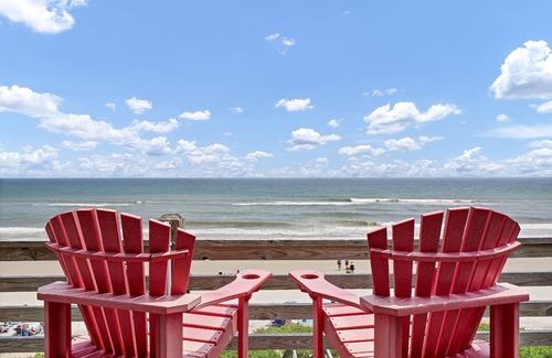 Surf City Casa | Hot Tub, BeachFront, Private, Hammocks on the Beach