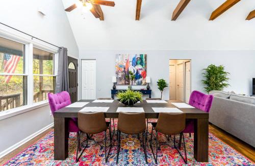 Kabletown Casa | Hot Tub, Deck&Grill, Game Room, WiFi at Cute Cabin