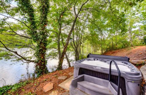 Six Mile Casa | Hot Tub, Dock, Lakefront Luxe Six Mile Retreat