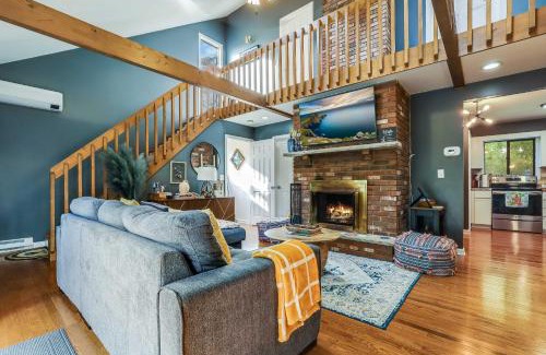 Long Pond Casa | Hot Tub, Fire Pit and Barrel Sauna Poconos Abode