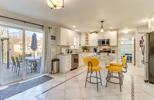 Tobyhanna Casa | Hot Tub & Fire Pit: Family Home in Tobyhanna