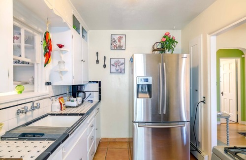 Nob Hill Casa | Hot Tub+Fire Pit+Gated Property+Walkers Paradise