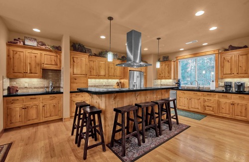 Deer Park Casa | 4 Bedroom, Split Level Home with Two Living Areas and Foosball - Wallowa 22